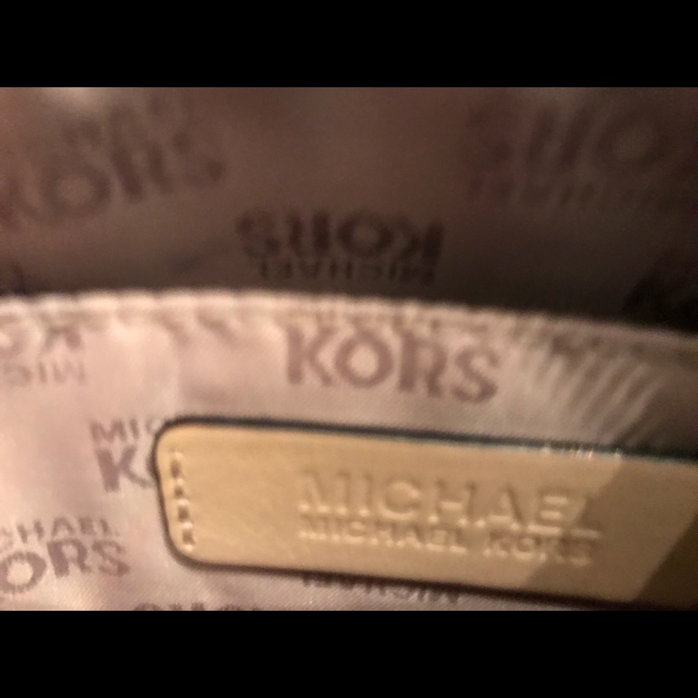 Michael Kors Logo Flat Clutch Wristlet Mini Bag - Picture 5 of 8